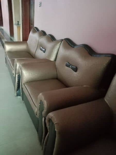 Used Sofa Sets available 4