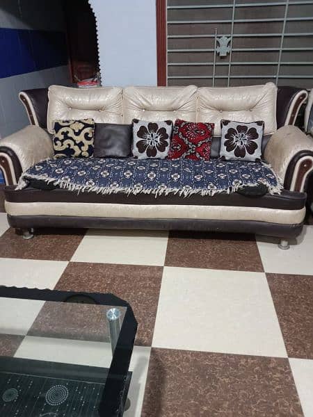 Used Sofa Sets available 6