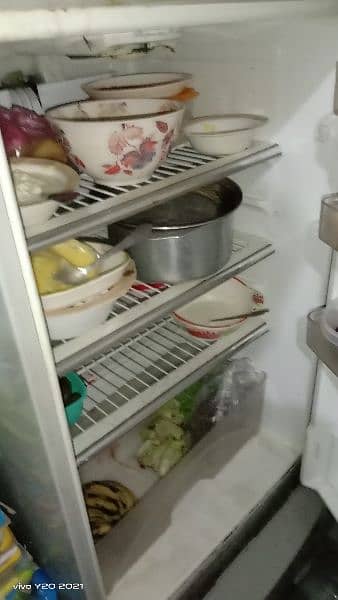 dawlance fridge normal condition freezing perfect 2