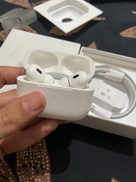AIRPODS PRO ( 2nd Generation) 5