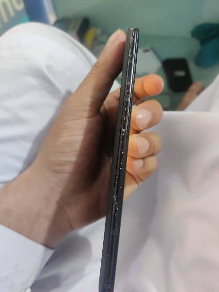 OnePlus 6t 8gb 128gb urgnt sale krna ha 3