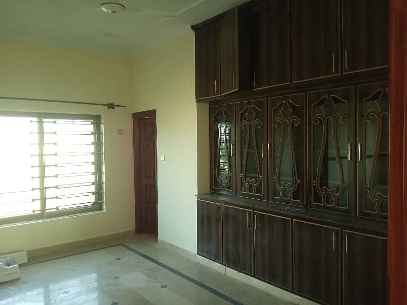 1 Kanal Upper Portion Available For Rent In Dha-5 Islamabad 8