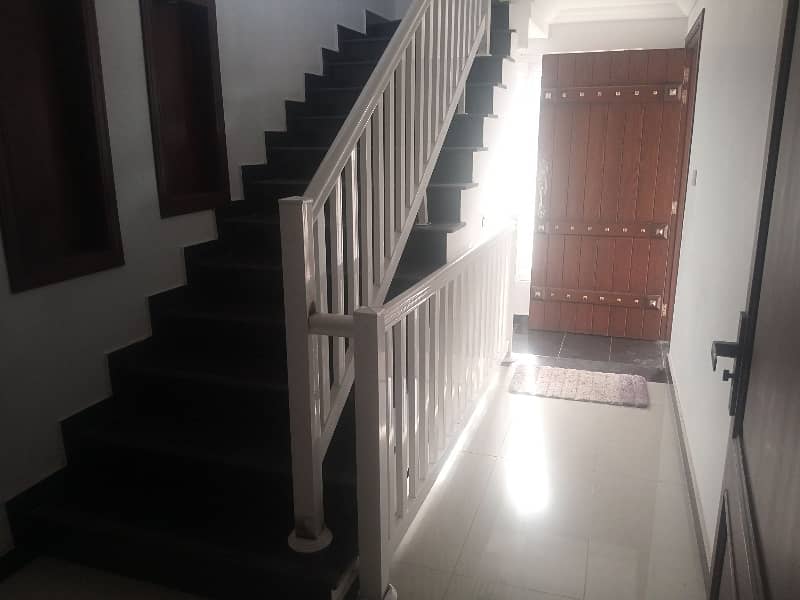 1 Kanal Upper Portion Available For Rent In Dha-5 Islamabad 2