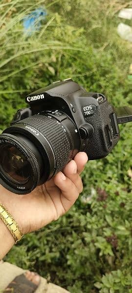 Canon 700D with 18_55mm lenz 1