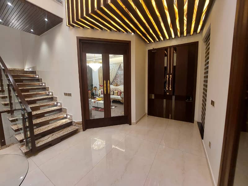 1 Kanal Fully Basement Furnished House For Sale In DHA Phase 3 In Very Cheap Price 25