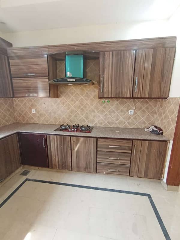 A Beautiful And Allegiance 10 Marla House Available For Rent In Bahria Town Lahore. It Is Available At Very Affordable Rate. 10