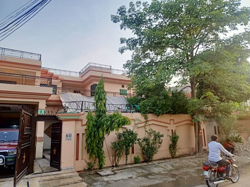 4500 Square Feet House In Johar Town Phase 1 - Block E1 Is Available For Sale 1
