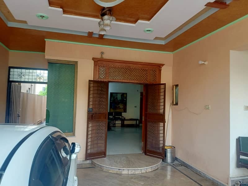 4500 Square Feet House In Johar Town Phase 1 - Block E1 Is Available For Sale 3