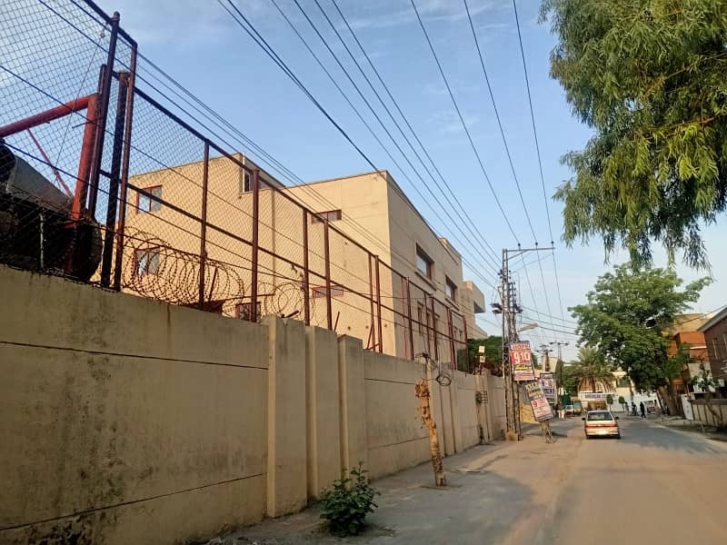 4500 Square Feet House In Johar Town Phase 1 - Block E1 Is Available For Sale 4