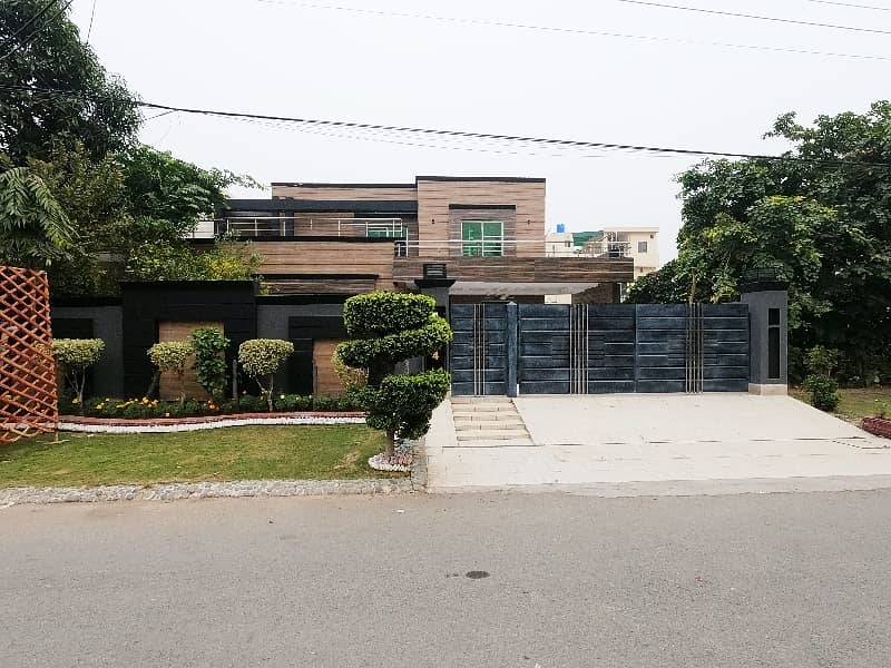 1 Kanal House Situated In Wapda Town Phase 1 - Block J1 For Sale 0