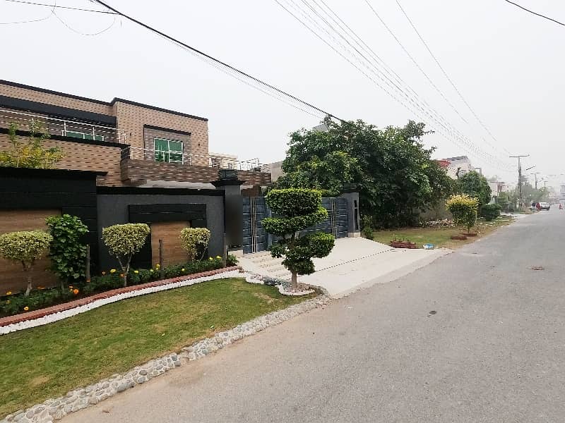 1 Kanal House Situated In Wapda Town Phase 1 - Block J1 For Sale 3