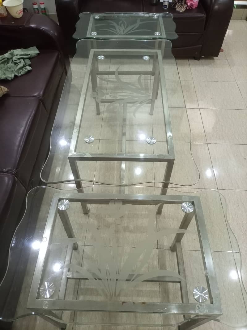 CENTER TABLE SET WITH HEAVY STAINLESS STEEL FRAMEFOR URGENT SALE 1
