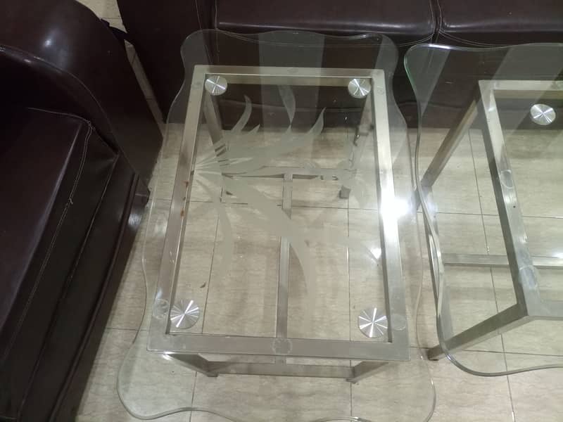 CENTER TABLE SET WITH HEAVY STAINLESS STEEL FRAMEFOR URGENT SALE 2