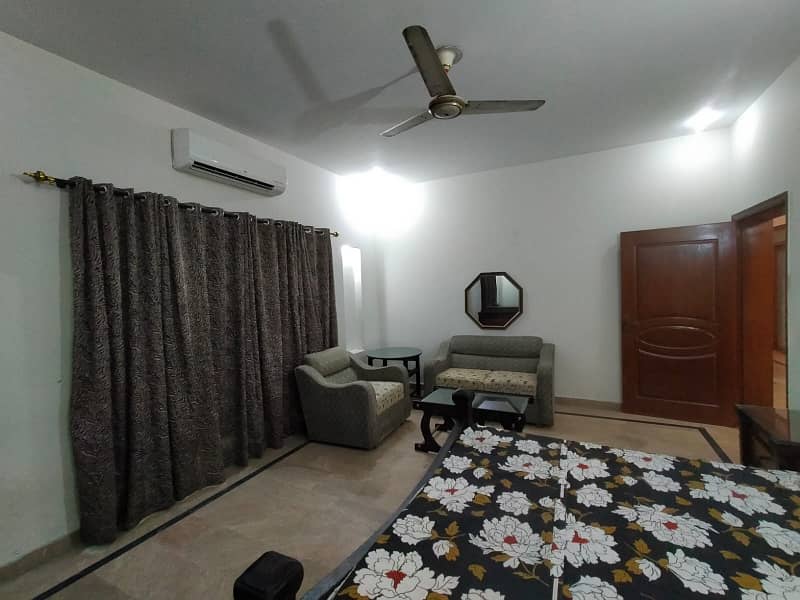 Kanal Upper Furnished Portion Avaibale For Rent. 25