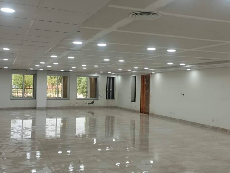 Commercial State Of Art Building Avaibale For Rent. 30