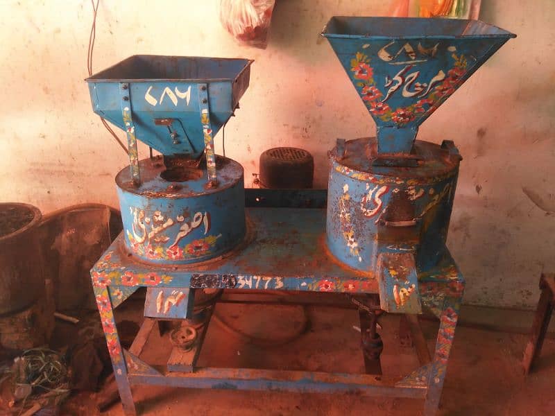 masala and pathar ata chaki machine & grander 1