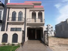 Good Location sale A House In Lahore Prime Location 0