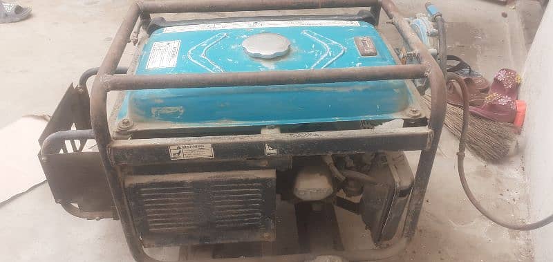 2.5 kva Description
2.5 Kv generator  New condition 3,4 month use only 1