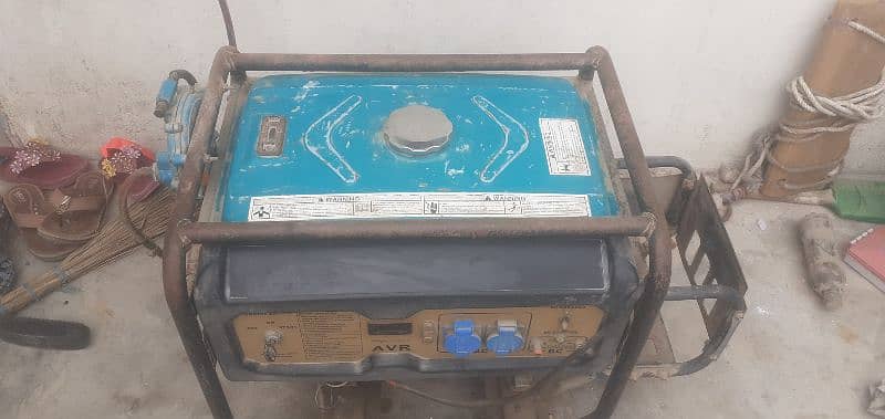 2.5 kva Description
2.5 Kv generator  New condition 3,4 month use only 2