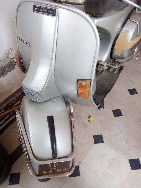 good condition used scooter 5
