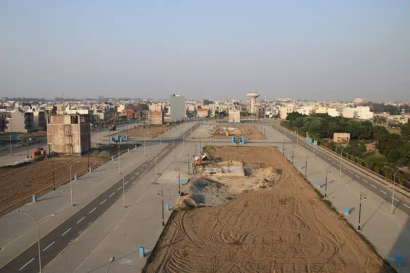 2 Marla Commercial PLot With PLot Number Are Available For Sale in Etihad Town Phase 1 Lahore 1