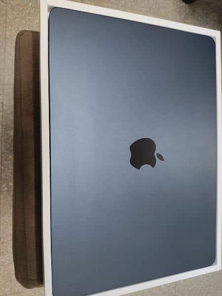 Apple MacBook Pro air i5i7 i9 M1 M2 M3 all 0
