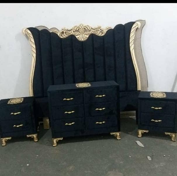 Bed/double bed/wooden bed/furniture/king size bed/luxury bed 9