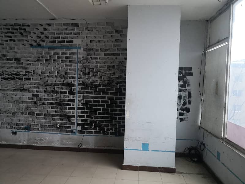 360 square Feet Brand New Corporation Office For Rent At Main Boulevard gulberg 3 Lahore 4