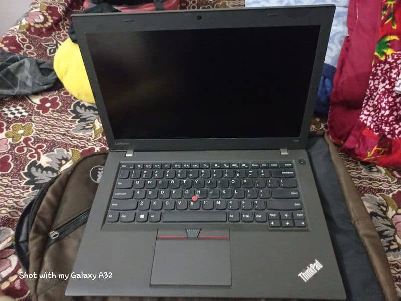 Lenovo T460 Core I5 6th Generation 8gb Ram 256gb SSD 14" screen touch 3