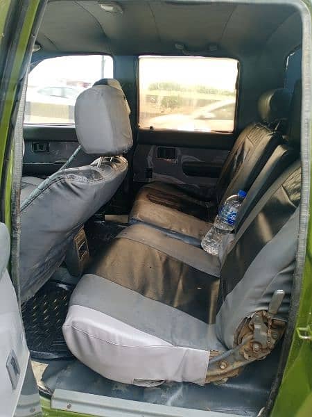 Toyota hilux for sale. 7