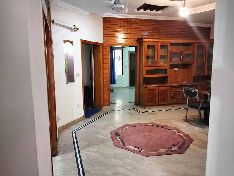 10 MARLA PERFECT LOCATION FULL HOUSE AVAILABLE FOR RENT IN WAPDA TOWN - PHASE 1 1