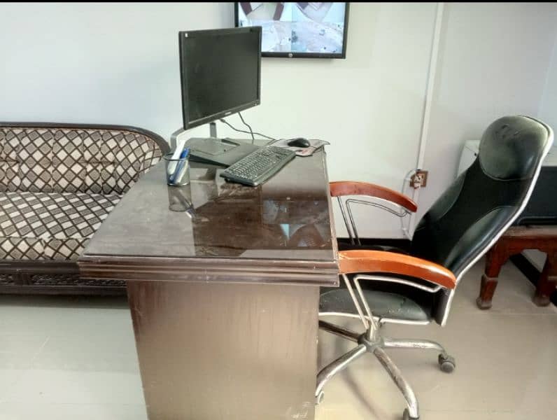 Office Table for sale 2