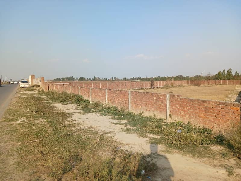 5 KANAL COMMERCIAL LAND FOR SALE ON JIA BAG ROAD NEAR TO SOUL CITY 14