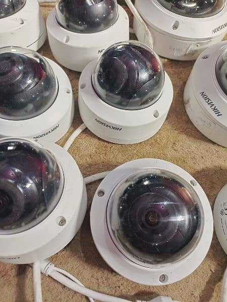 Hikvision 4MP IP cameras only few month use 1