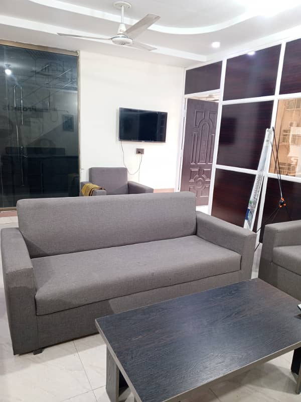 5 Marla fully furnished modern office for rent in Bahria Town Lahore 10