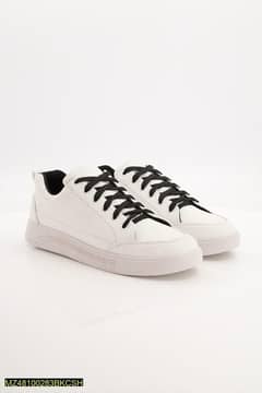 white sneakers 0