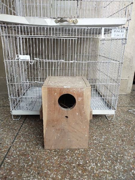 2 Foldable Cages with free Breeding Box full new 8