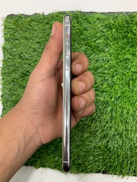 Iphone 11 pro max non pta dual sim 256 gb 10/10 condition sim working 5