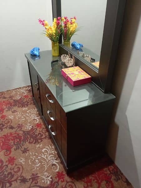double bed to side table dressing table 1 s tool hai without mattress 0