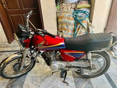 Gift for Honda 125 lovers i lush condition