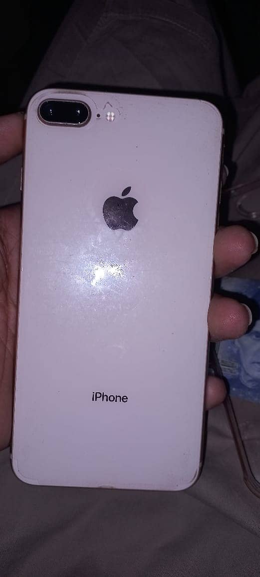 I phone 8 plus 256 pta approved bh 100 condition 10 /10 4