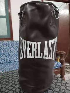 boxing bag in very cheap price length:24 inch. width :34 inch 0