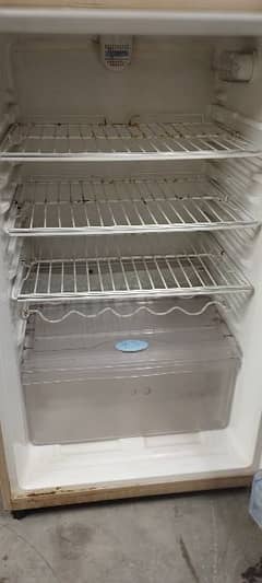 Haier fridge full size 0