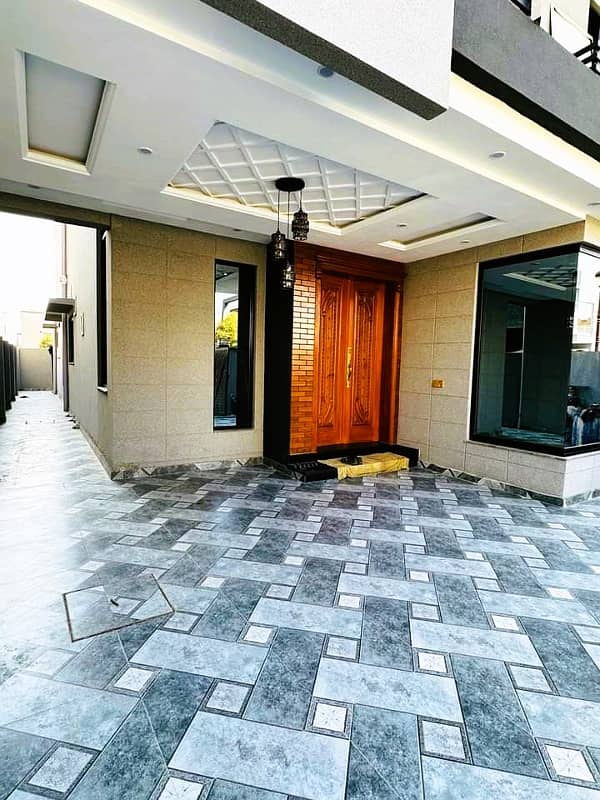 10 Marla House For Sale In Sector E Bahria Town Lahore 16