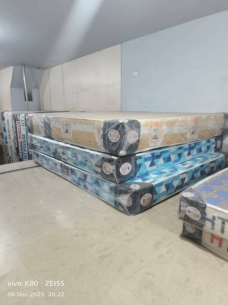 Medicated mattresses/ SIngle Bed mattress . . Wholesale Dealer 18