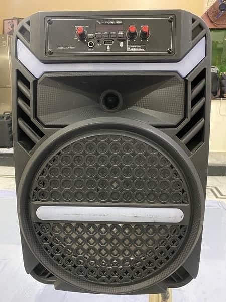 Bluetooth Speaker for sale! 3