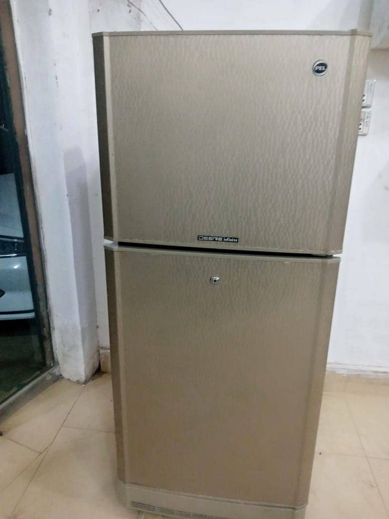 Pel fridge Small size sizee (0306=4462/443) nicce 2