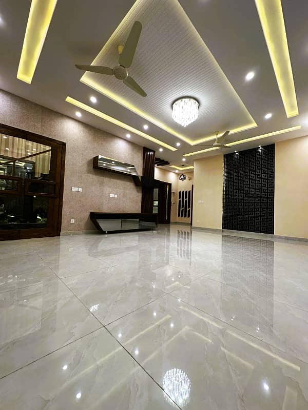 1 Kanal House For Sale In Sector B Bahria Town Lahore 7