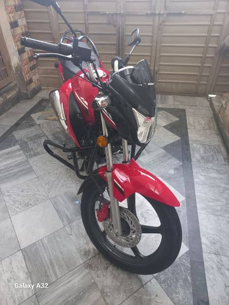 Honda CB150F 15