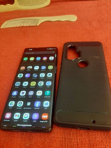 Motorola Moto edge Plus 2020 0